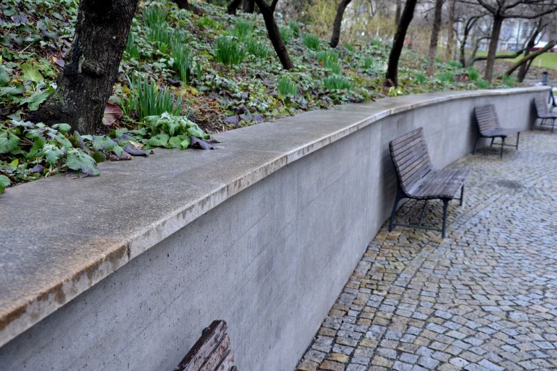 Concrete Retaining Walls Vs Concrete Poured Walls: What’s The Difference?